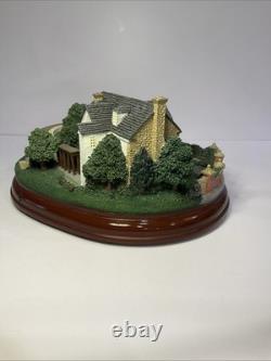 Hawthorne Village Graceland Elvis Lighted Sculpture 2002 #A1503