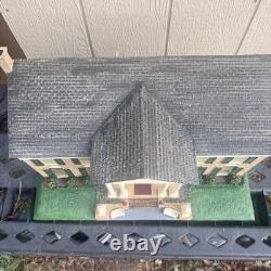 Hawthorne Village Graceland Elvis Presley Home Miniature 2002 Mansion Model Rare