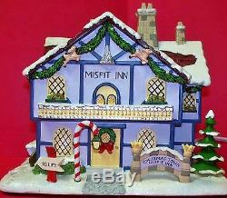 Hawthorne Village Rudolph's Christmas Town Misfit Inn HTF WithCOA 2005 (ACS)