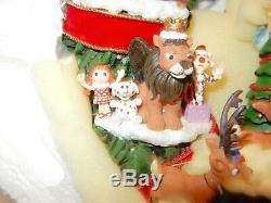 Hawthorne Village Rudolph's Christmas Town Village-Rare Lighted Wreath-New & box