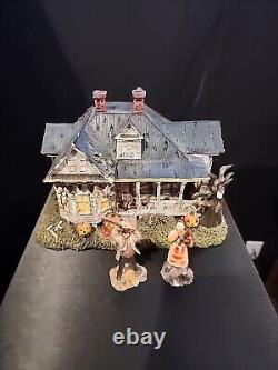 Hawthorne Village of Horror The Hewitt House Texas Chainsaw Massacre Halloween