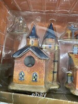 Holiday Time Thanksgiving Village House Set Autumn fall Harvest Houses People