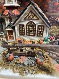 Home Accents 9 Pc Porcelain Bountiful Harvest Fall Lighted Village House Set