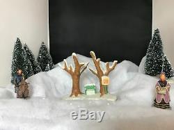 It's A Wonderful Life Enesco Christmas Village Bedford Falls Park Bench! NIB