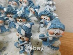 Kirkland' North Pole Let It Snow Snowman Orchestra 9 x 6 x 8 Ceramic Village