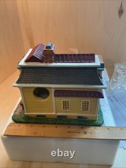 LEMAX Coventry Cove Windrose BEAUTY SALON Building Christmas Village RARE