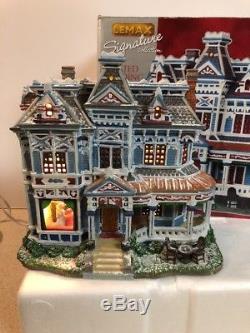 LEMAX Kingsley Manor House Christmas Michaels Exclusive RARE