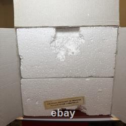 LENOX MISTLETOE PARK CHURCH 2005 Village Treasures -With Box Retired