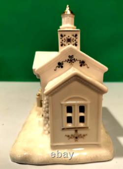 LENOX MISTLETOE PARK Village Clock TOWN HALL Lit series Lighted - NEW in BOX