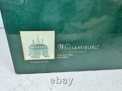 Lang & wise colonial williamsburg Governor's House 10x10x12 Lighted 2003 In Box
