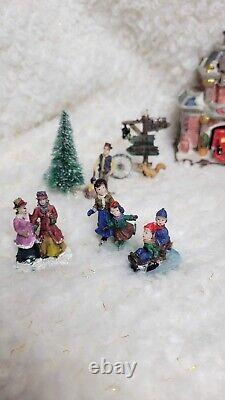 Large Christmas Village Houses People And Trees Lot Ceramic No Light Cords