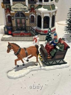 LeMax Anne of Green Gables, Pie Shop & Drugstore Pre-Owned