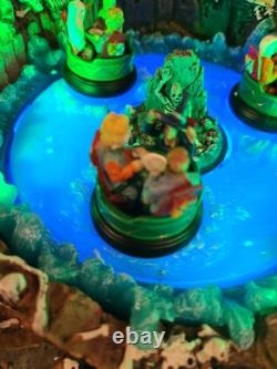 Lemax 24469 2012 Spooky Town Signature SKULL RIVER Halloween Building