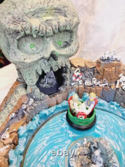 Lemax 24469 2012 Spooky Town Signature SKULL RIVER Halloween Building