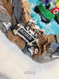Lemax 24469 2012 Spooky Town Signature SKULL RIVER Halloween Building
