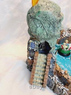 Lemax 24469 2012 Spooky Town Signature SKULL RIVER Halloween Building