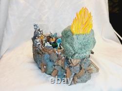 Lemax 24469 2012 Spooky Town Signature SKULL RIVER Halloween Building