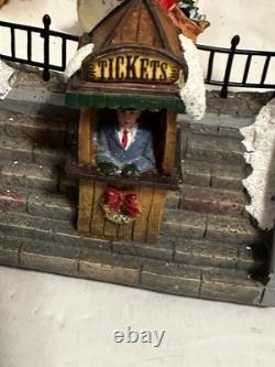 Lemax Carole Towne Lawley Village Skating Rink -Excellent -Christmas