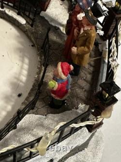 Lemax Carole Towne Lawley Village Skating Rink -Excellent -Christmas