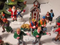 Lemax Christmas Village Figurines Assorted Lot Of 22 nice collection