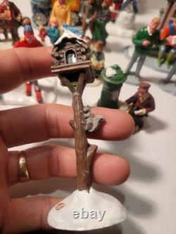 Lemax Christmas Village Figurines Assorted Lot Of 22 nice collection