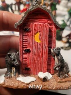 Lemax Christmas Village Figurines Assorted Lot Of 22 nice collection