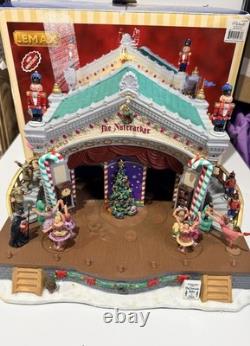 Lemax Nutcracker Suite Music Lighted Animated Christmas Village READ