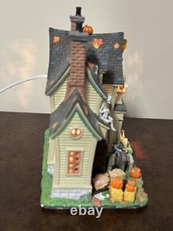 Lemax Signature Collection Scariest Halloween Housewindow Viewretired 2012