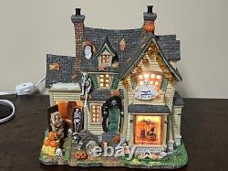 Lemax Signature Collection Scariest Halloween Housewindow Viewretired 2012