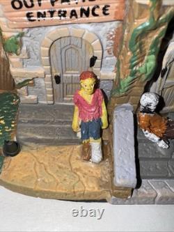 Lemax Spooky Town All Hallows Hospital Rare Retired (read)