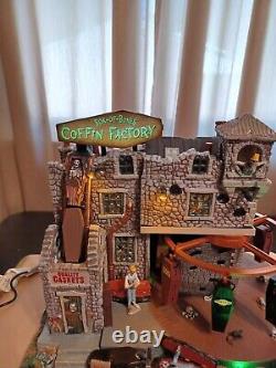 Lemax Spooky Town Animated Box-of-Bones Coffin Factory 2014 #45669