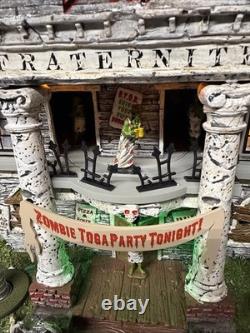 Lemax Spooky Town Dead Fraternity #75171 Rare Brand New