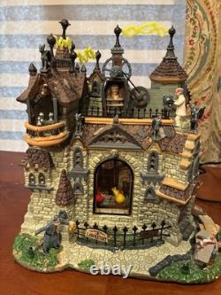 Lemax Spooky Town Frankenstein's Laboratory, Perfect Condition. Plz See Video