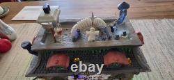 Lemax Spooky Town Fright & Fold Laundromat (2012) Super Rare & Retired