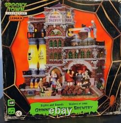 Lemax Spooky Town Grinning Goblin Brewery-Rare-Beautiful-Porcelain-HTF