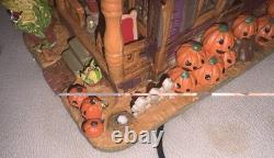 Lemax Spooky Town Grisley's Greenhouse LIGHTS WORK/ NO SOUND/ MISSING 2 PIECES
