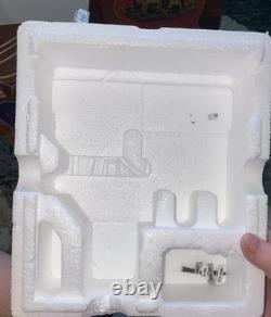 Lemax Spooky Town Grisley's Greenhouse LIGHTS WORK/ NO SOUND/ MISSING 2 PIECES