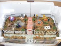 Lemax Spooky Town Halloween Lighted Spooky Front Yard Phantom Way #44101