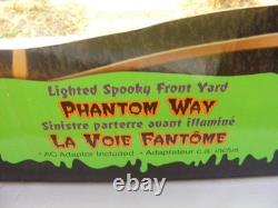 Lemax Spooky Town Halloween Lighted Spooky Front Yard Phantom Way #44101