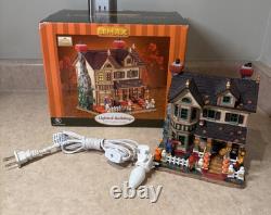 Lemax Spooky Town Harvest Crossing Fall Comes Home Halloween Village #55211