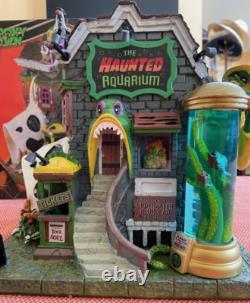 Lemax Spooky Town Haunted Aquarium Brand New- Lighted Village Collectible