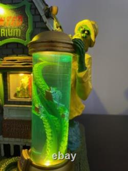 Lemax Spooky Town Haunted Aquarium Brand New- Lighted Village Collectible