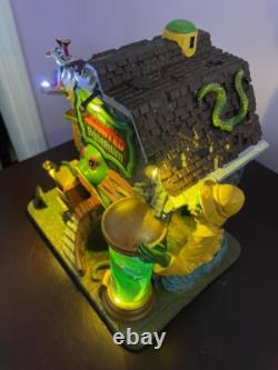 Lemax Spooky Town Haunted Aquarium Brand New- Lighted Village Collectible