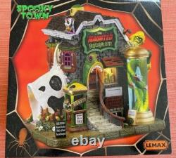 Lemax Spooky Town Haunted Aquarium Brand New- Lighted Village Collectible