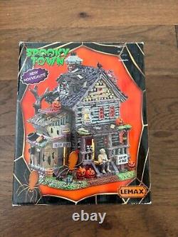 Lemax Spooky Town Instant Village Lot of 4 Lighted Buildings all CIB with bulbs