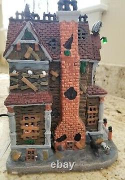 Lemax Spooky Town Last House On The Left Halloween village RARE RETIRED. Read