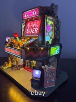 Lemax Spooky Town Monstarcade Brand New, Lighted Collectible