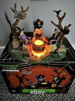 Lemax Spooky Town Retired Witches RARE Released 2009 Retired 2011 #94966