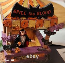 Lemax Spooky Town SPILL THE BLOOD Halloween Vampire Carnival #03808 RARE MINT