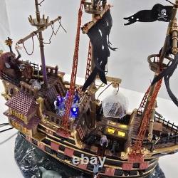 Lemax Spooky Town The Pillager Pirate Ship (Model #65409) Halloween Village 2006